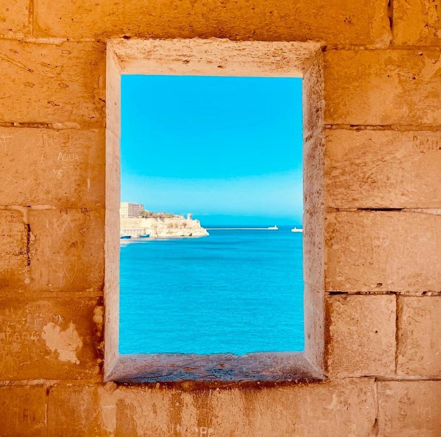 Unique apt - Close to Valletta - 5 minutes by ferry Isla Extérieur photo